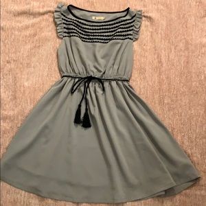 Black/gray dress